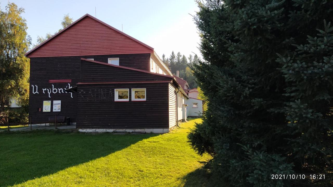 Penzion U Rybníka Mariánská Esterno foto